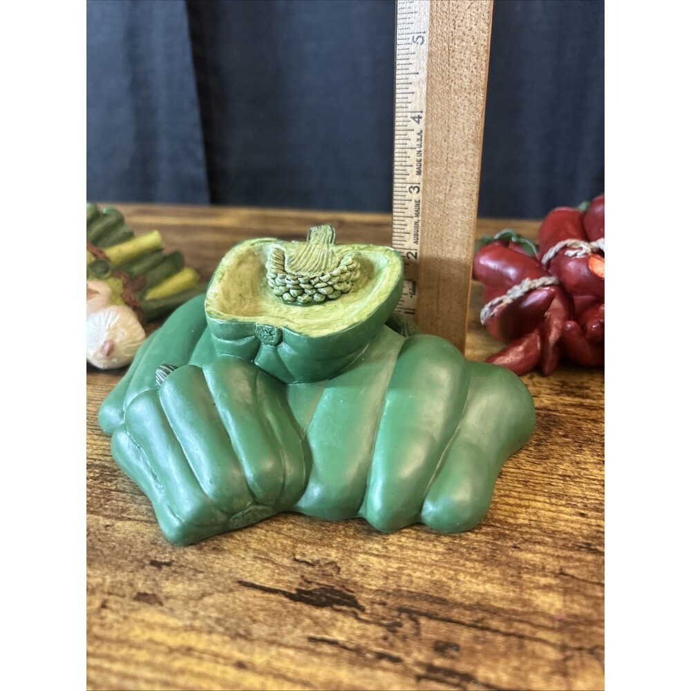 Realistic Resin Vegetable Bundles Bell Chili Peppers Scallions Kitchen Decor Art - Picture 11 of 16